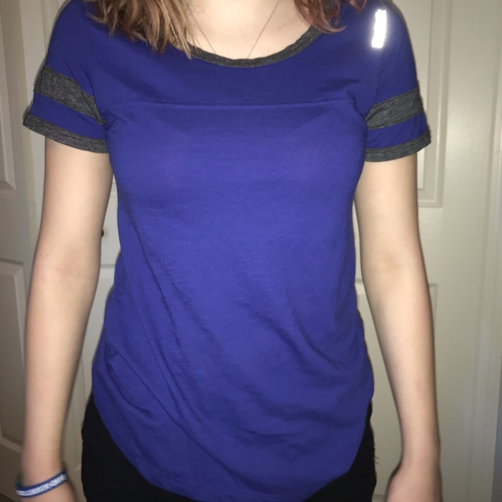 Reebok navy blue and grey tshirt